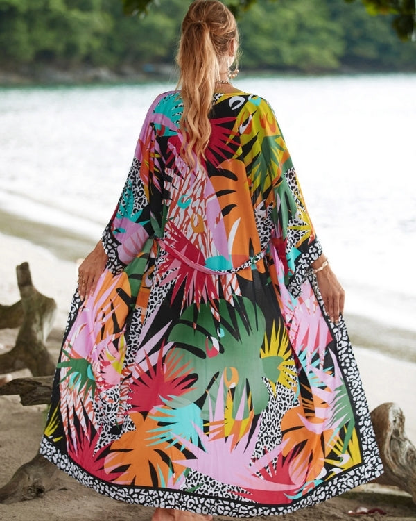 Stillvoller tropischer langer Kimono mit Leopard Prints und Palmen Muster 