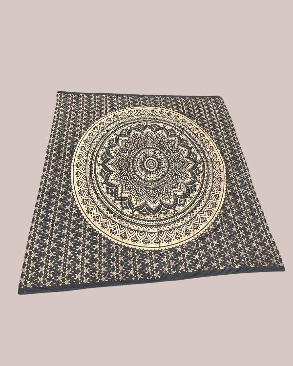 Grosses Baumwolle Tuch in schwarz gold mit Mandala Design 