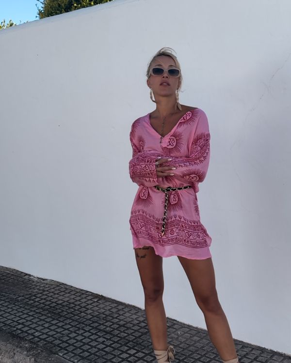 Hellrosa Pink Kurta mit Om Zeichen - Boho Damen Fashion