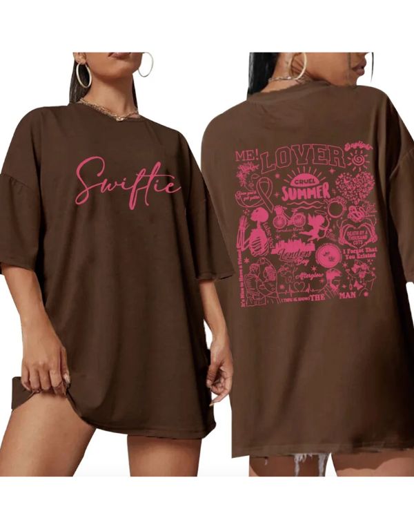 Braunes Damen T-Shirt mit Aufdruck in Pink - Summer Lover Swiftie Print 