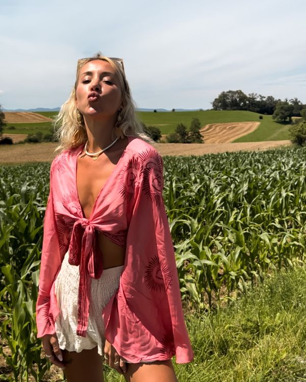 pink rosa Damen Sommer Bluse mit weiten Fledermausärmel und Om Zeichen